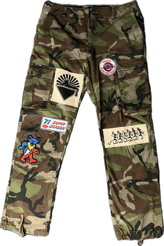 Nike SB Camo Pants with Patches, Size 32 (M)